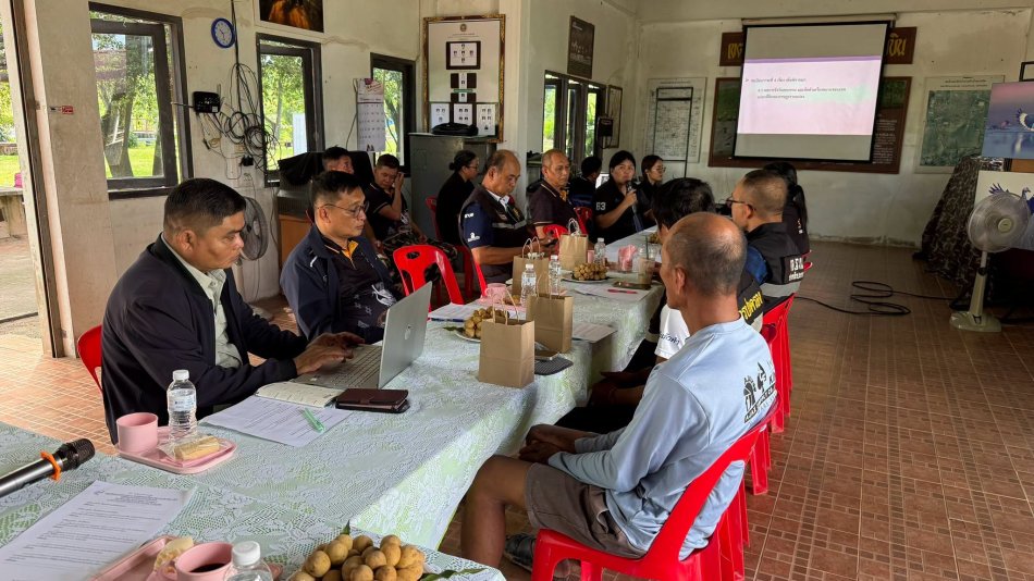ร่วมประชุมพิจารณาผลการสอบทานพื้นที่เขตห้ามล่าสัตว์ป่าอ่างเก็บน้ำ