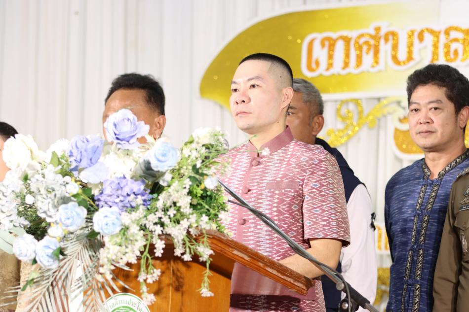 สืบสานงานประเพณีลอยกระทงประโคนชัย ประจำปี 2568