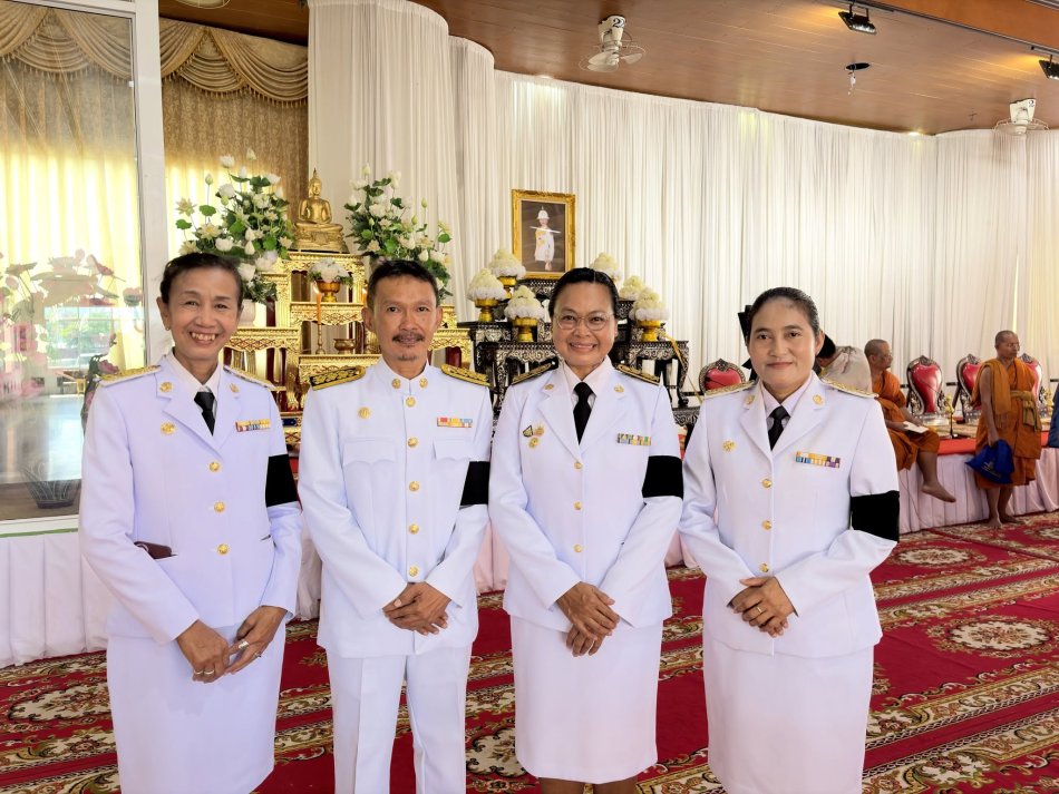 ร่วมพิธีบำเพ็ญกุศล ในวาระครบ 100 วัน (สตมวาร)