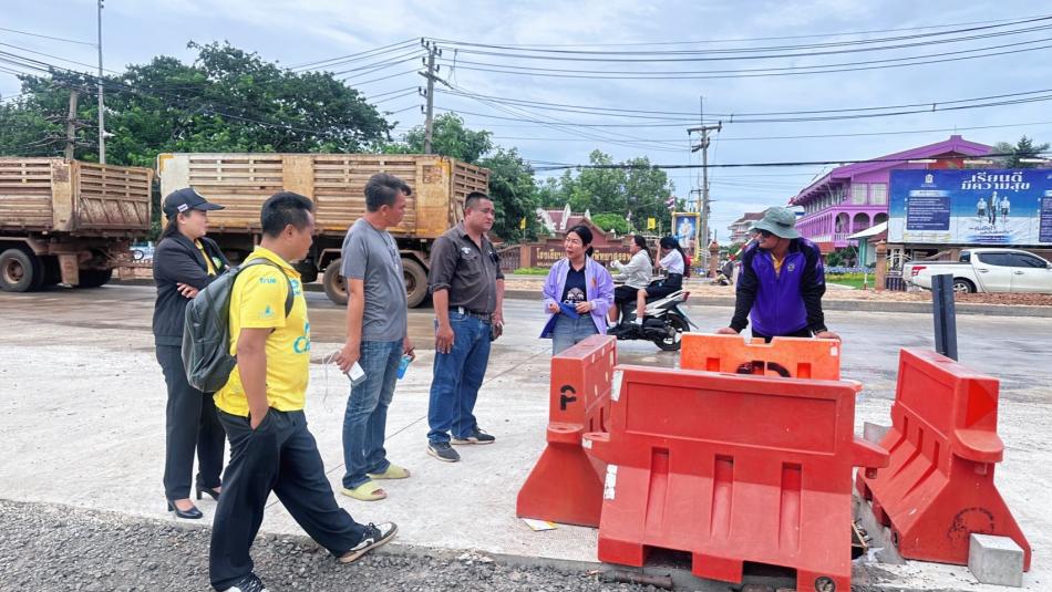 สำรวจและร่วมวางแผนเชื่อมท่อระบายน้ำ